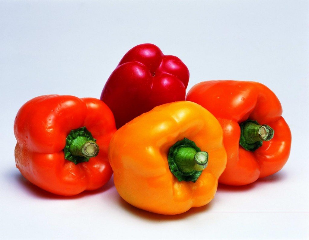 Овощи разного цвета фото